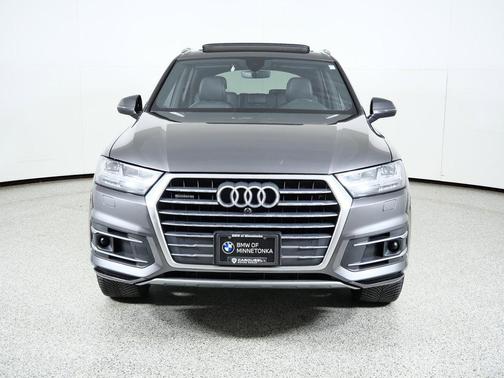 2019 Audi Q7 45 Premium Plus