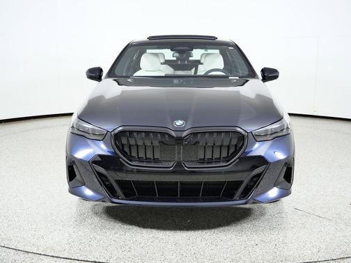 2026 BMW 530 i xDrive