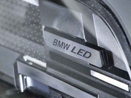 Dravit Grey Metallic 2026 BMW X5 PHEV xDrive50e