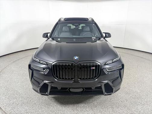 2026 BMW X7 M60i