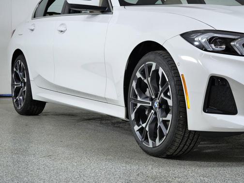 2026 BMW 330 xDrive NA