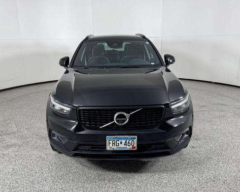 2021 Volvo XC40 T5 R-Design