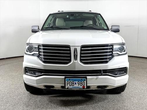 2015 Lincoln Navigator Base