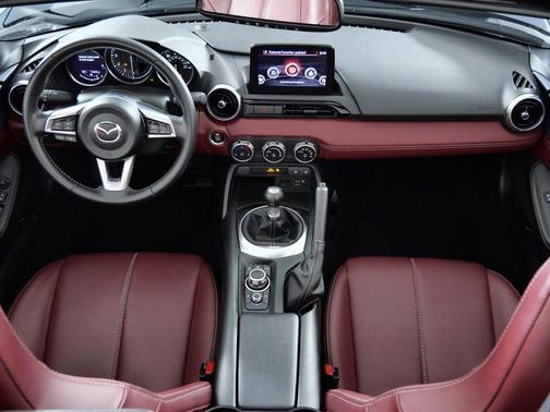 2020 Mazda MX-5 Miata Grand Touring
