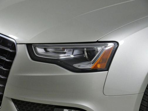 Cuvee Silver Metallic/Black Roof 2013 Audi A5 2.0T Premium Plus