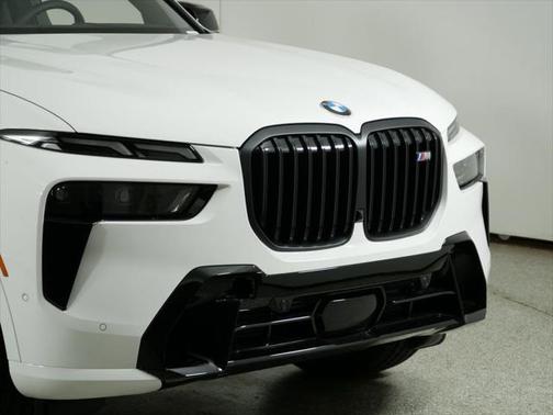 2026 BMW X7 M60i