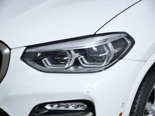 2019 BMW X3 M40i