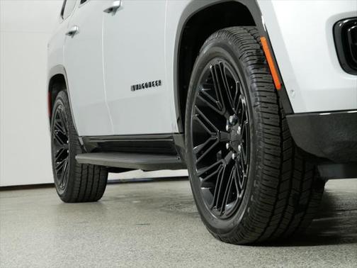 2023 Jeep Wagoneer Series II Carbide 4x4