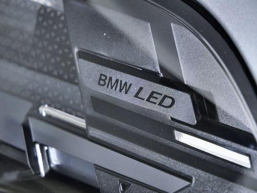 Skyscraper Grey Metallic 2026 BMW X5 M60i