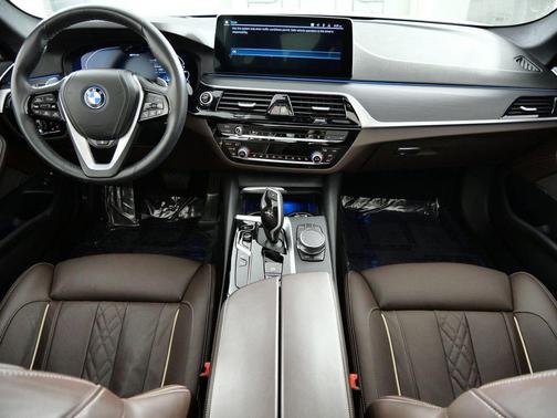 2023 BMW 530e Base