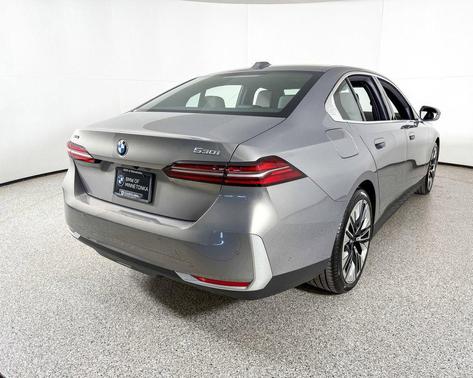2025 BMW 530 xDrive