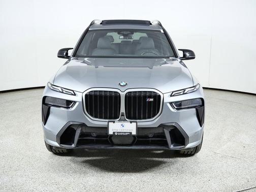 2024 BMW X7 M60i