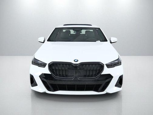 Alpine White 2026 BMW 530 xDrive