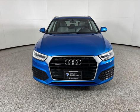 Hainan Blue Metallic 2017 Audi Q3 2.0T Prestige