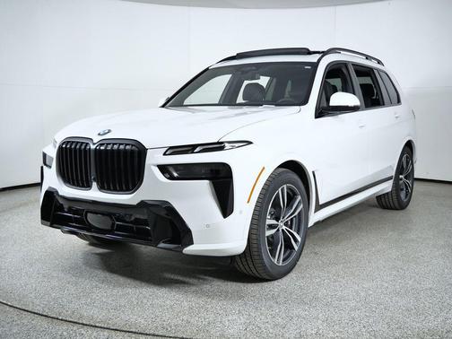 White Metallic 2026 BMW X7 xDrive40i