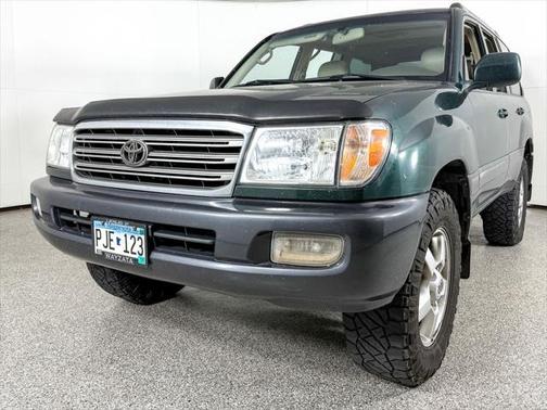 2004 Toyota Land Cruiser Base