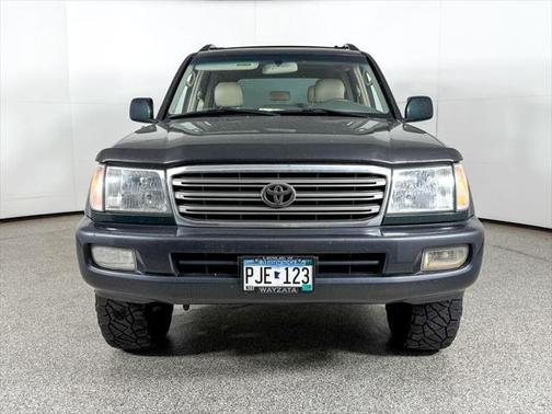 2004 Toyota Land Cruiser Base