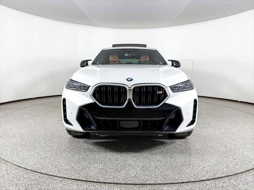 2024 BMW X6 M60i