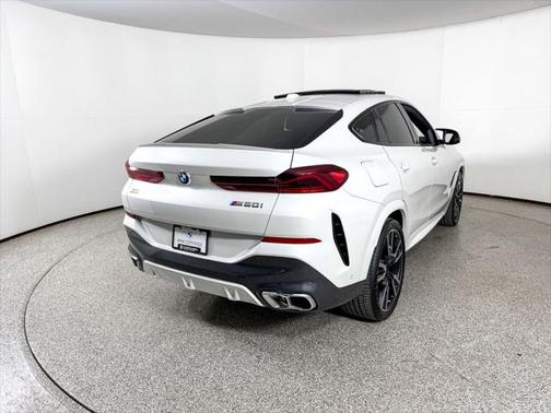 2024 BMW X6 M60i