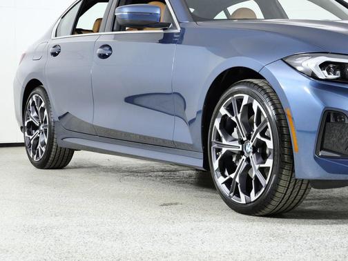 2026 BMW 330 xDrive NA