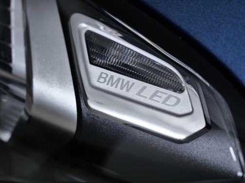 2026 BMW 330 xDrive NA