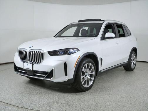 Mineral White Metallic 2026 BMW X5 xDrive40i