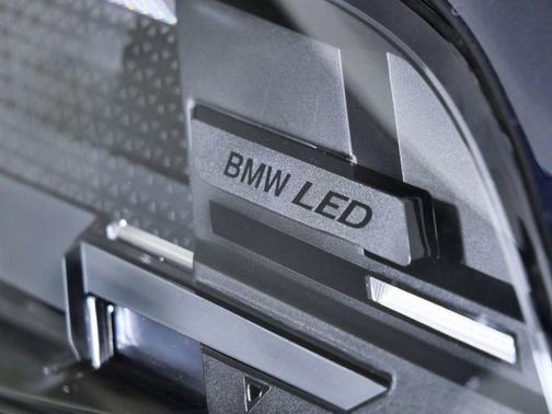 Carbon Black Metallic 2026 BMW X5 xDrive40i