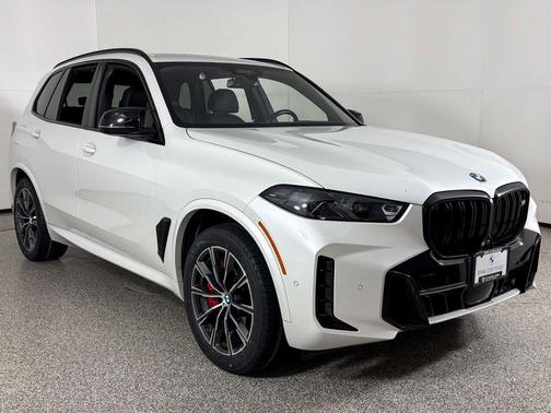 2024 BMW X5 M60i