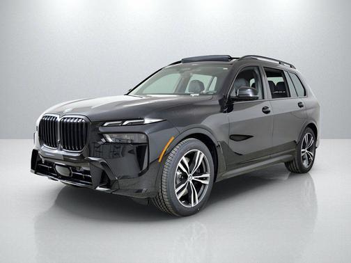 Black Sapphire Metallic 2026 BMW X7 xDrive40i