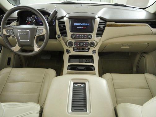 White Frost Tricoat 2016 GMC Yukon Denali