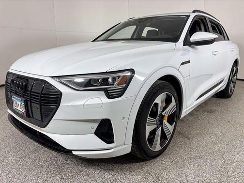 2023 Audi e-tron Premium Plus quattro