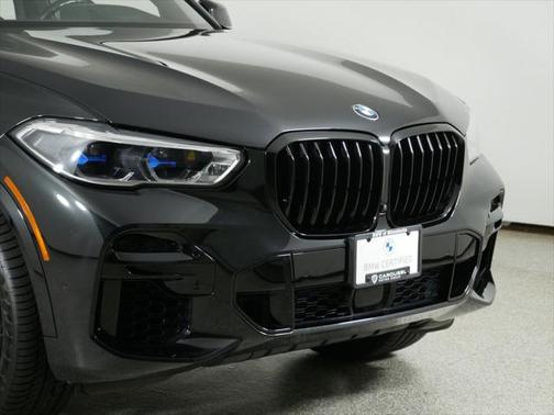 2022 BMW X5 M50i