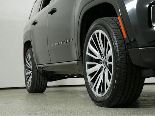 2022 Jeep Grand Wagoneer Series III 4x4