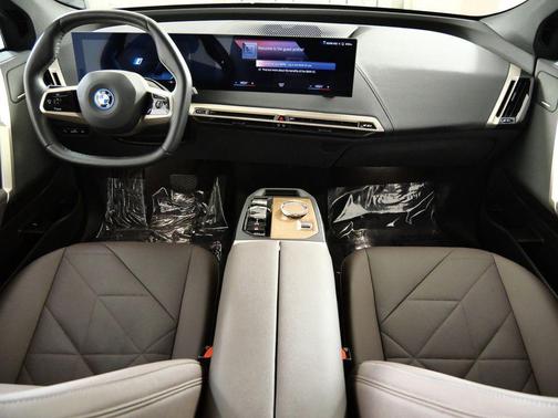 2023 BMW iX xDrive50