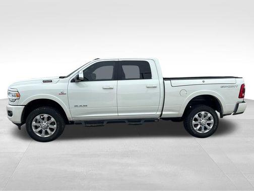 2019 RAM 2500 Laramie Crew Cab 4x4 6'4' Box