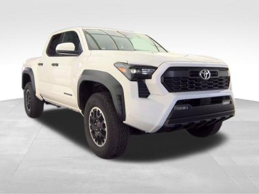 Ice 2025 Toyota Tacoma TRD Off-Road