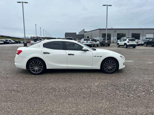 2018 Maserati Ghibli Base