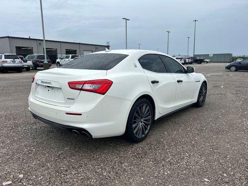 2018 Maserati Ghibli Base