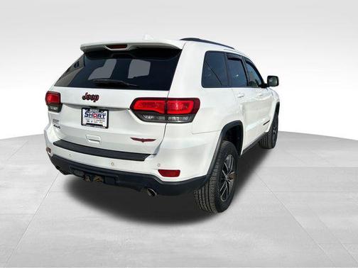 2017 Jeep Grand Cherokee Trailhawk