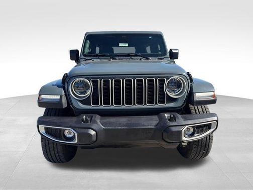 Anvil Clear Coat 2025 Jeep Wrangler 4xe Sahara