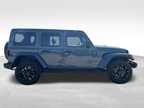 Anvil Clear Coat 2025 Jeep Wrangler 4xe Sahara