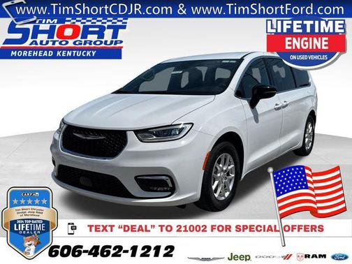 Bright White Clearcoat 2025 Chrysler Pacifica L