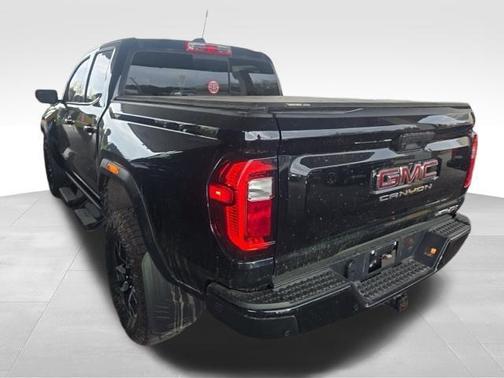 Onyx Black 2024 GMC Canyon AT4X