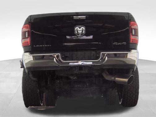 2022 RAM 2500 Limited Mega Cab 4x4 6'4' Box