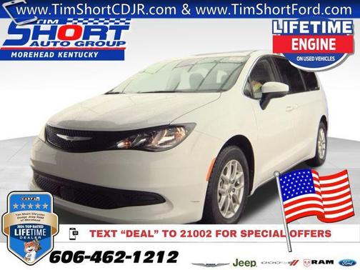 2023 Chrysler Voyager LX