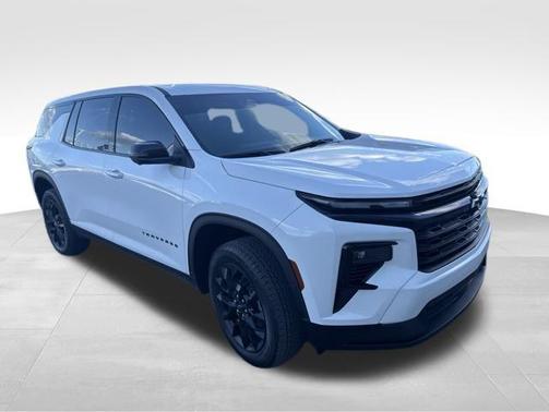 Summit White 2024 Chevrolet Traverse LS