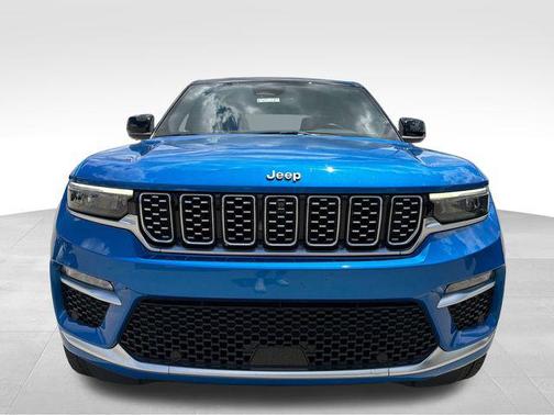 Hydro Blue Pearlcoat 2023 Jeep Grand Cherokee Summit