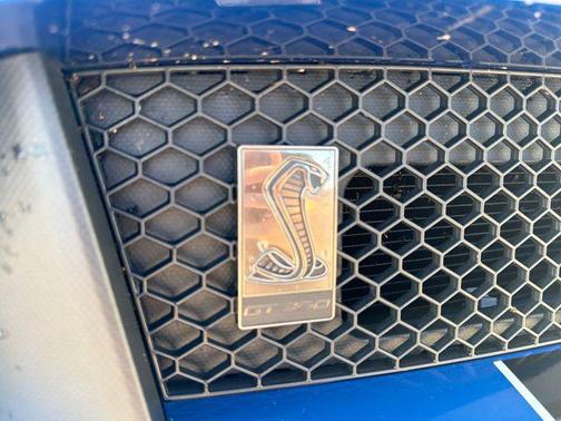 Lightning Blue Metallic 2017 Ford Shelby GT350 Base
