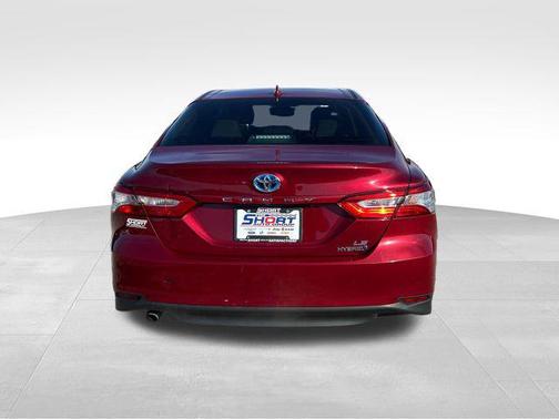 2018 Toyota Camry Hybrid LE