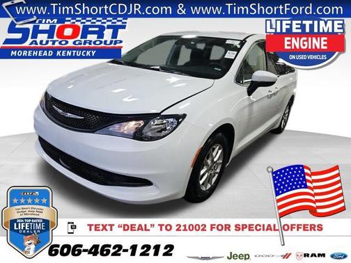 2023 Chrysler Voyager LX